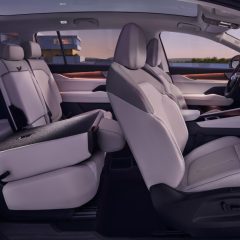 Descoperă noua Škoda Peaq